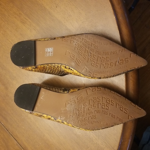 Ras slip on shoes - Picture 8 of 9